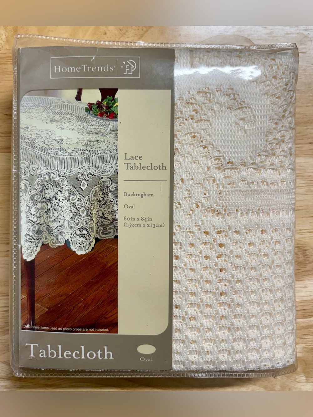Vintage HomeTrends Buckingham Lace Tablecloth Oval 60x84 Ivory Cream NOS